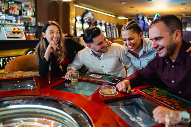 Live Koprok table interface on dingdongtogel apk mobile app showing card positions and betting controls