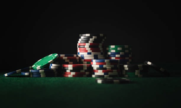 Deposit interface with QRIS and mobile-wallet options Deposit screen on dingdongtogel apk showing QRIS, DANA, OVO, GoPay payment options